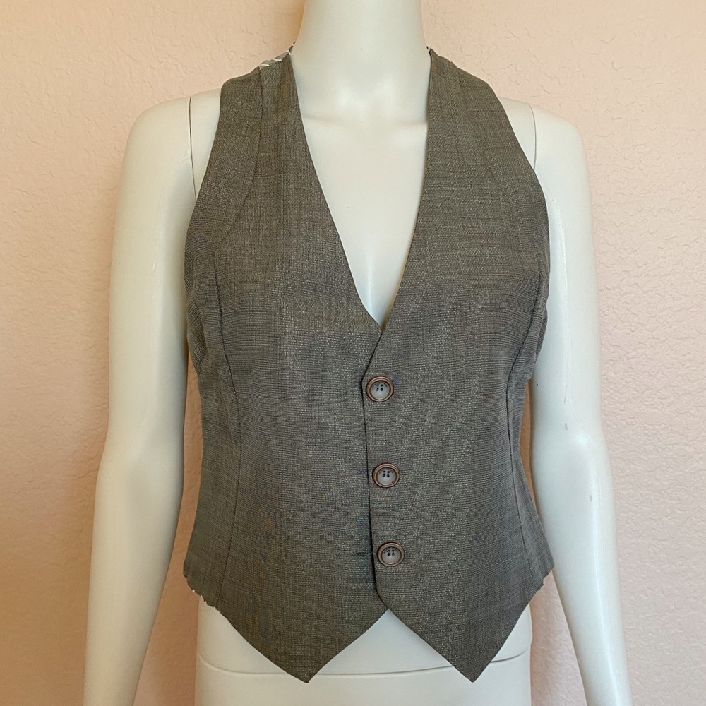 Manila Grace Vest